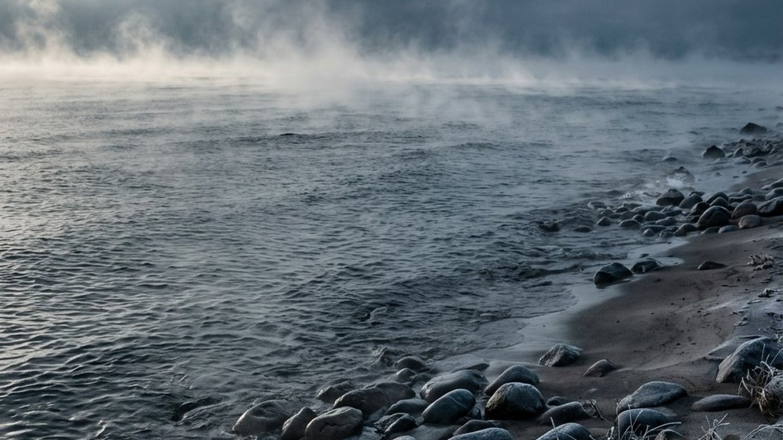 Cold-water acclimatization — when Wasaga + Georgian Bay water gets unsafe